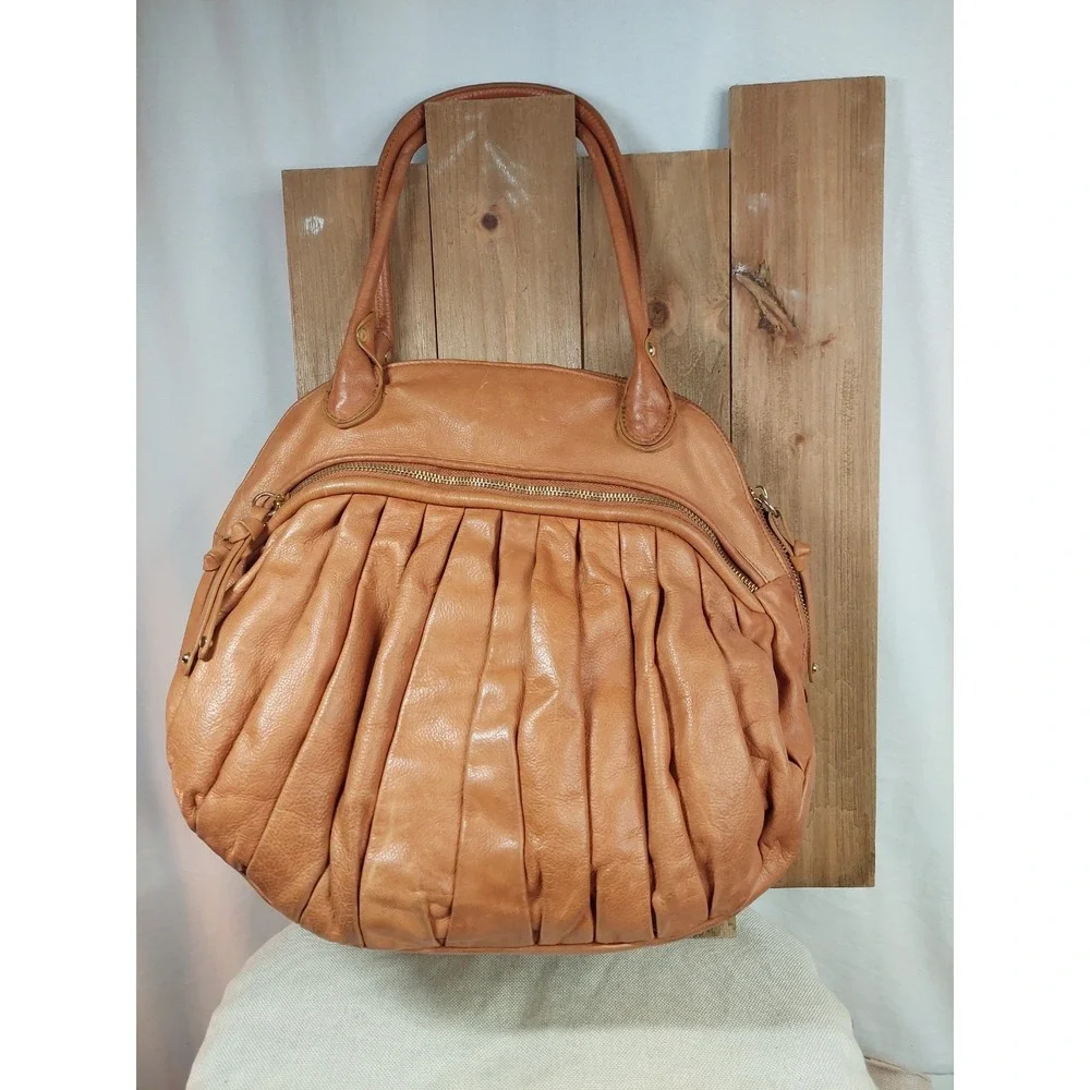 Sabina item specifics